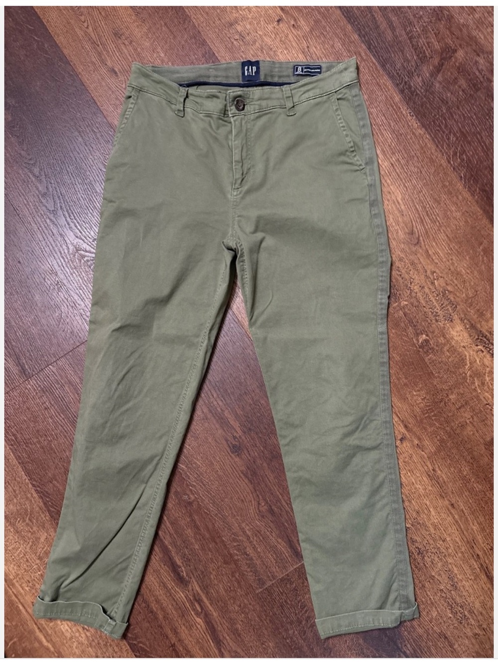 Women’s GAP Relaxed Girlfriend Chino Pants size 8 Medium Olive green